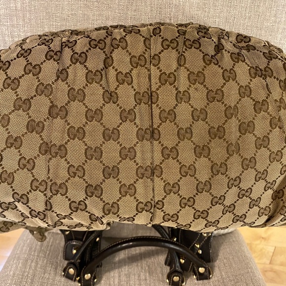 Gucci Monogram Studded Pelham Large Hobo Bag - Picture 6 of 13